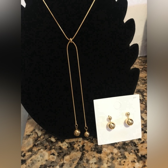 Adjustable Length Golden Bead Necklace and Earrings - Picture 3 of 5